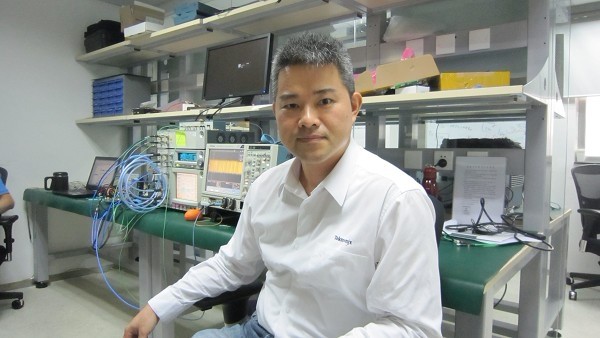 圖2. BERTScope資深專家、泰克高級業(yè)務(wù)拓展經(jīng)理Allen Wang全程督導(dǎo)本次免費測試活動。