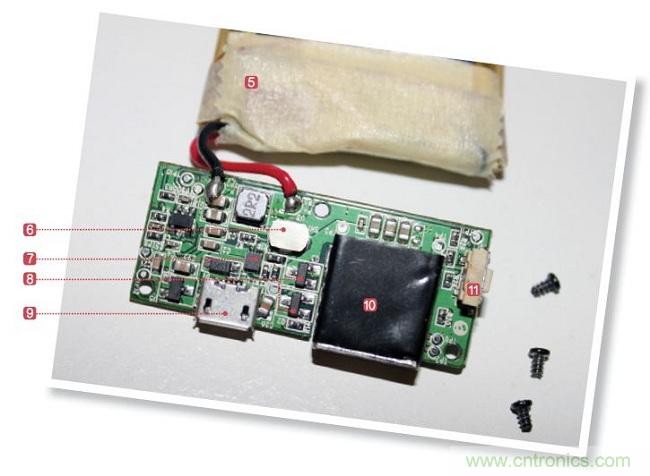 體積小容量大，剖析手機充電器的內(nèi)部好設計