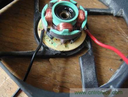 想減少電費嗎？DIY一個迷你風力發(fā)電機吧