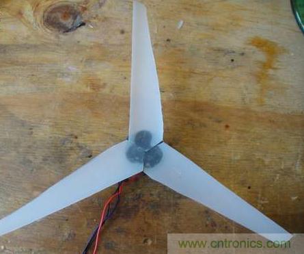 想減少電費嗎？DIY一個迷你風力發(fā)電機吧