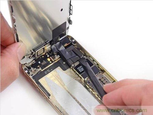 土豪金iPhone 5S拆解：內(nèi)部結(jié)構(gòu)升級(jí)，維修難度增加