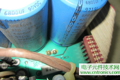 用料很給力！專業(yè)后級(jí)功放美國(guó)高峰FA1201拆解