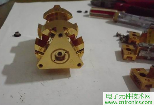 這貨一萬三？50W半導體激光模塊拆解