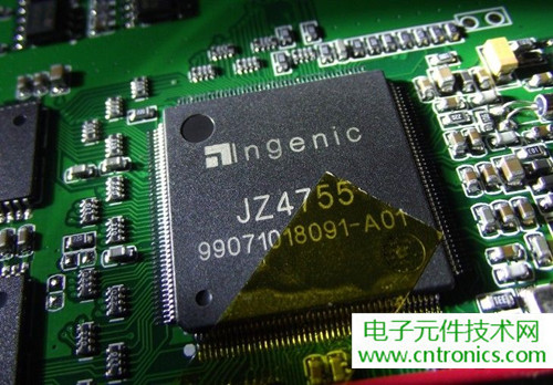 探秘電子紙！一款電紙書的電子墨水屏拆解