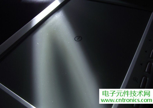 探秘電子紙！一款電紙書的電子墨水屏拆解