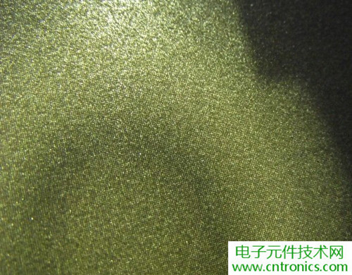 探秘電子紙！一款電紙書的電子墨水屏拆解