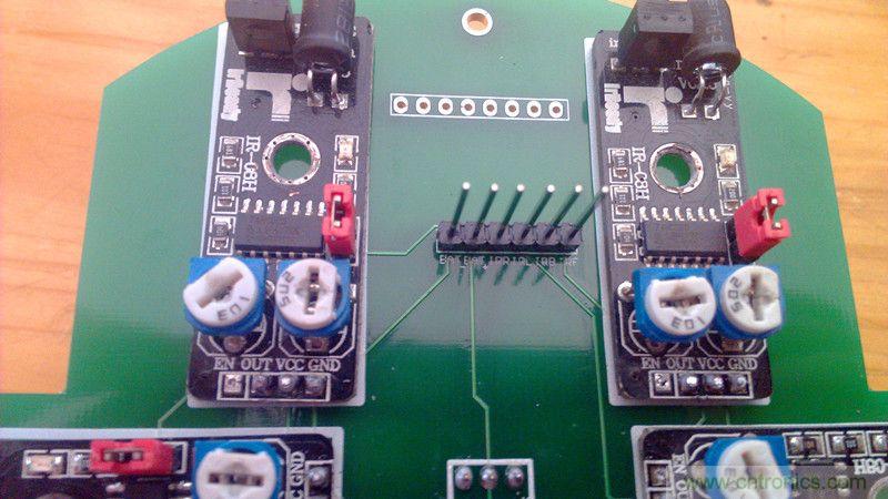 牛人力作！PCB版藍(lán)牙智能小車DIY