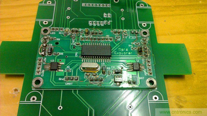 牛人力作！PCB版藍(lán)牙智能小車DIY