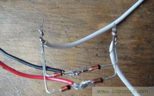 創(chuàng)意DIY！迷你風(fēng)力發(fā)電機(jī)！