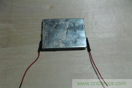 DIY頭戴式藍(lán)牙耳機(jī)，