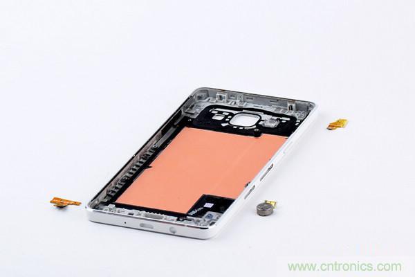 拆解狂魔荼毒新機(jī)三星金屬Galaxy A5，看槽點在何方？