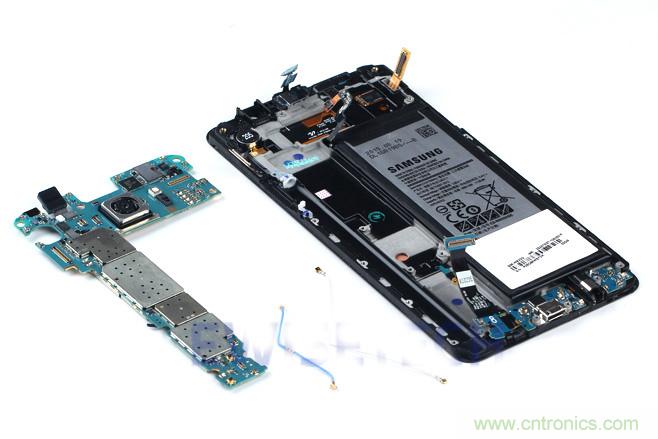 Galaxy Note5拆解，與S系列差距日漸模糊