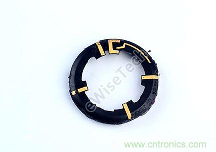 MOTO 360二代智能手表拆解：只有細(xì)節(jié)，沒有亮點