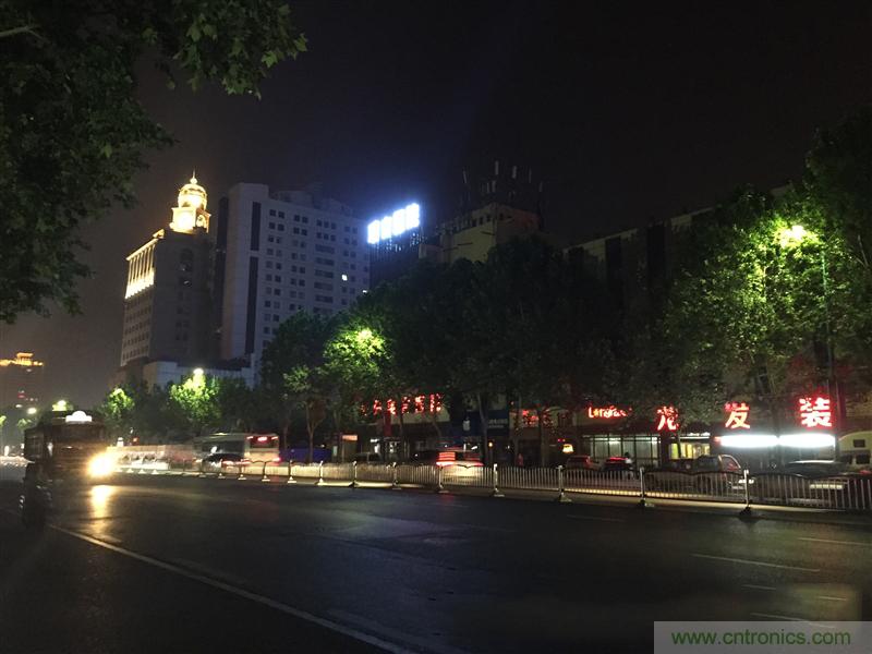 無邊框的 nubia Z9 ，一款既有驚喜，又有驚艷的智能手機(jī)