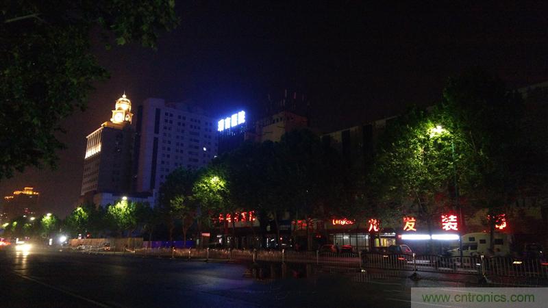 無邊框的 nubia Z9 ，一款既有驚喜，又有驚艷的智能手機(jī)