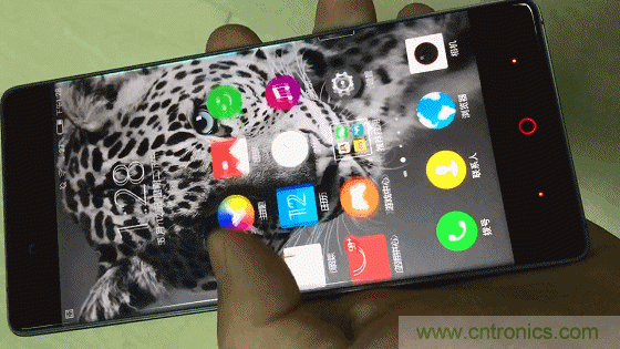 無邊框的 nubia Z9 ，一款既有驚喜，又有驚艷的智能手機(jī)