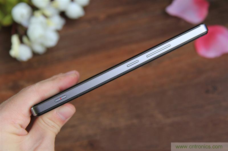 無邊框的 nubia Z9 ，一款既有驚喜，又有驚艷的智能手機(jī)