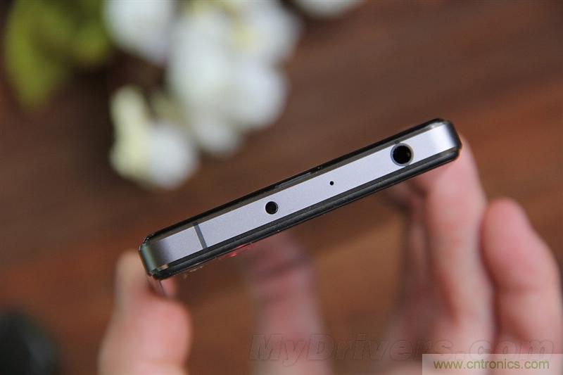 無邊框的 nubia Z9 ，一款既有驚喜，又有驚艷的智能手機(jī)