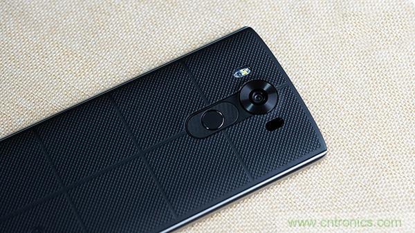 業(yè)界良心 LG V10 評測:剛毅、冷峻，不失人性化