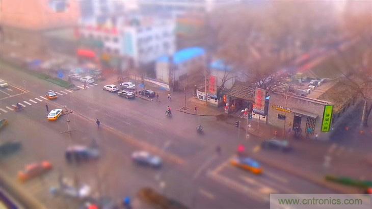 能媲美微單的 Zenfone Zoom測評(píng)：請叫我“奧利奧”拍照手機(jī)