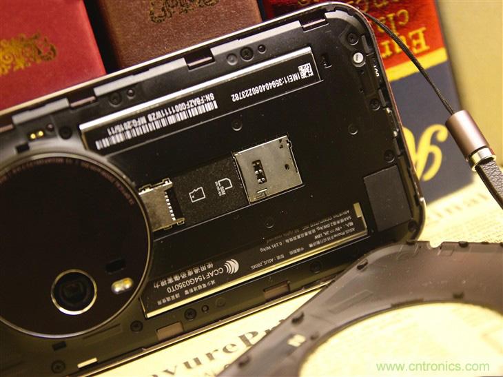 能媲美微單的 Zenfone Zoom測評(píng)：請叫我“奧利奧”拍照手機(jī)