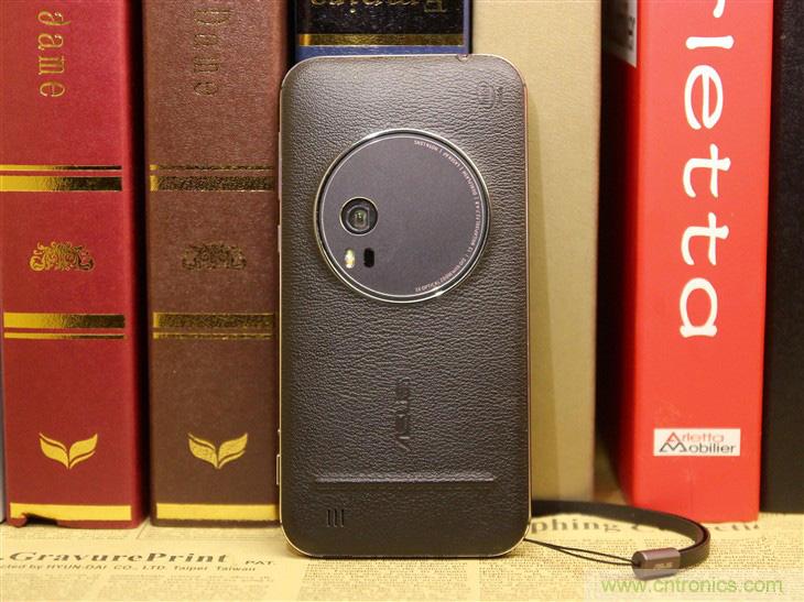 能媲美微單的 Zenfone Zoom測評(píng)：請叫我“奧利奧”拍照手機(jī)