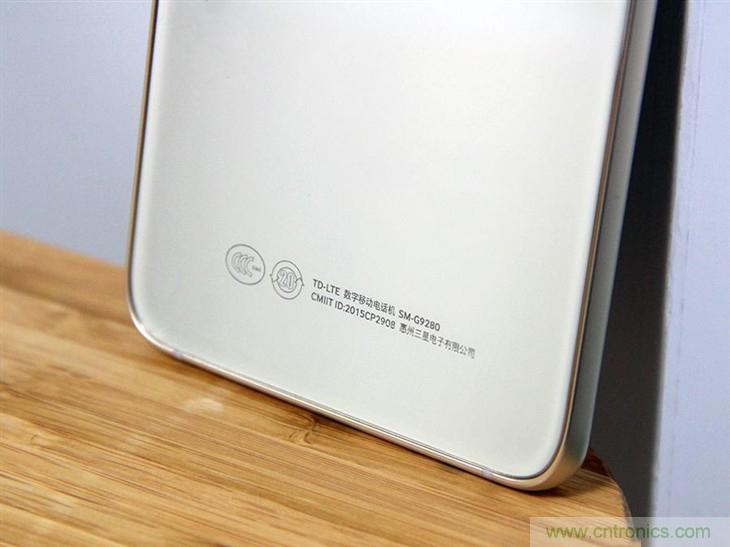 三星S6 edge+評測：擊退note 5，帶著雙曲屏卷土重來