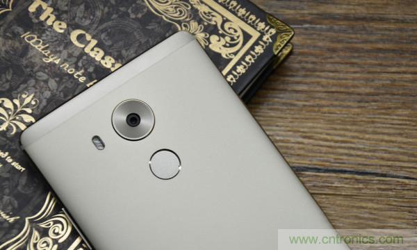 新旗艦Mate 8全評測：橫空出世！能否延續(xù)一機難求？