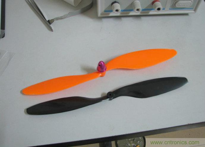 無人機 DIY 制作全過程，酷得不要不要的！