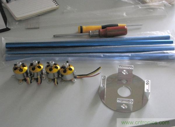 無人機 DIY 制作全過程，酷得不要不要的！