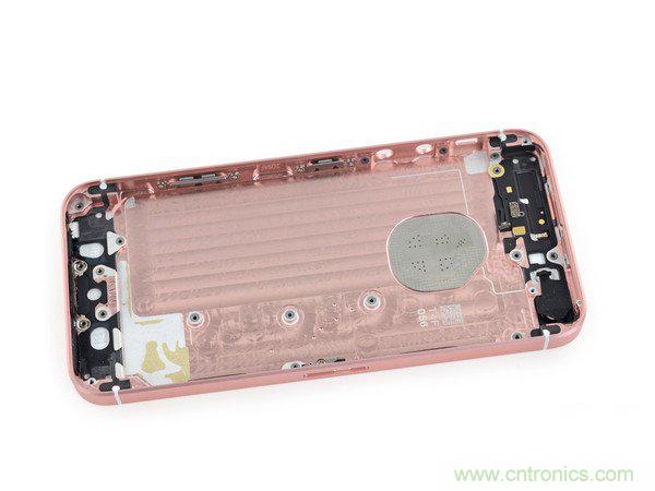 有什么地方?jīng)]有變？iPhone SE真機(jī)拆解