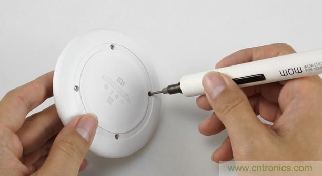 拆解對比：系出同門，小米、紫米無線充電器的差別有多大？