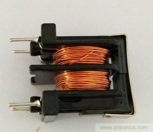電路上的共模電感是接在開關電源哪里，你知道嗎？