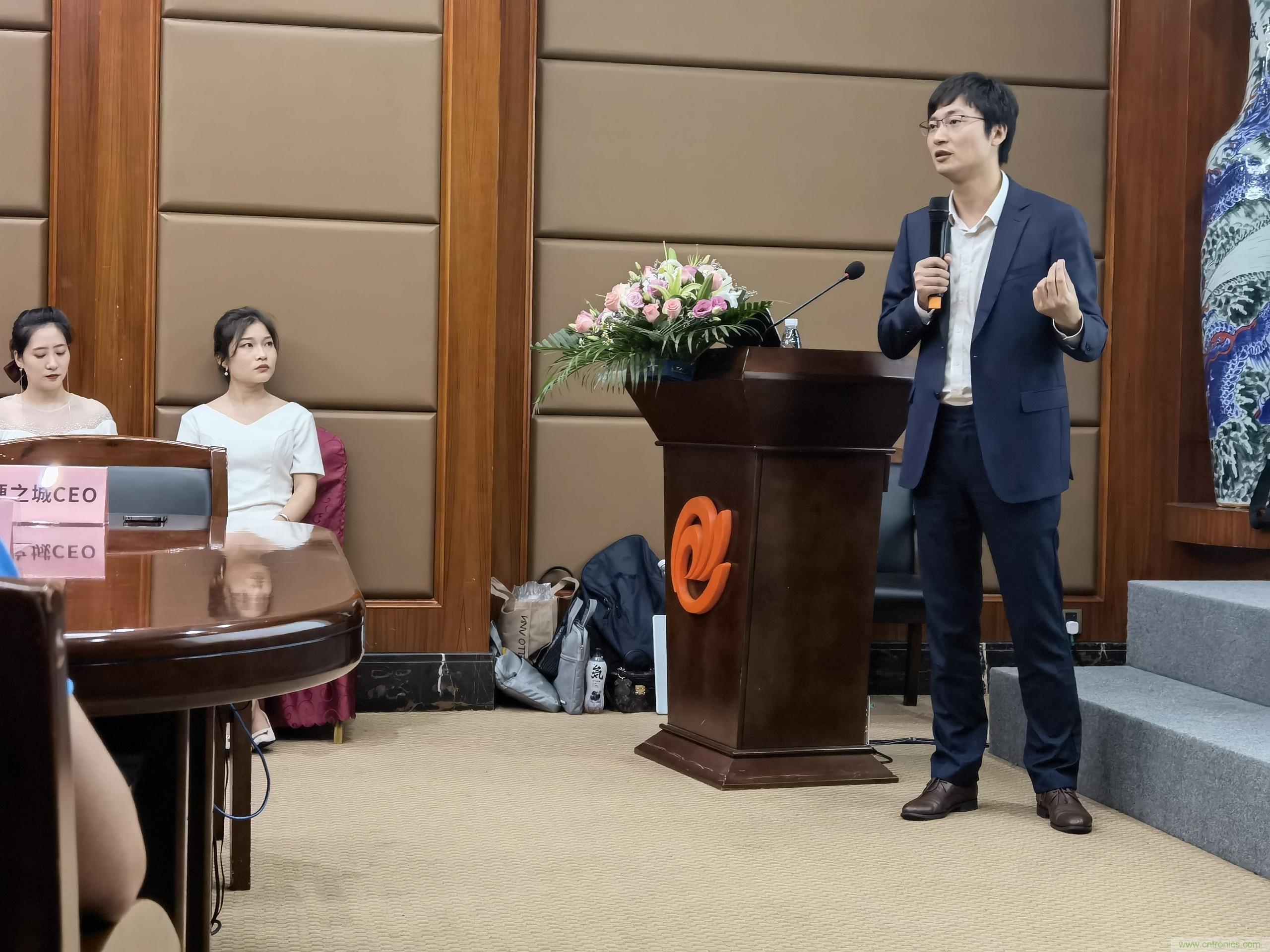硬之城品牌·業(yè)務(wù)升級，聯(lián)合多家銀行助力產(chǎn)業(yè)發(fā)展