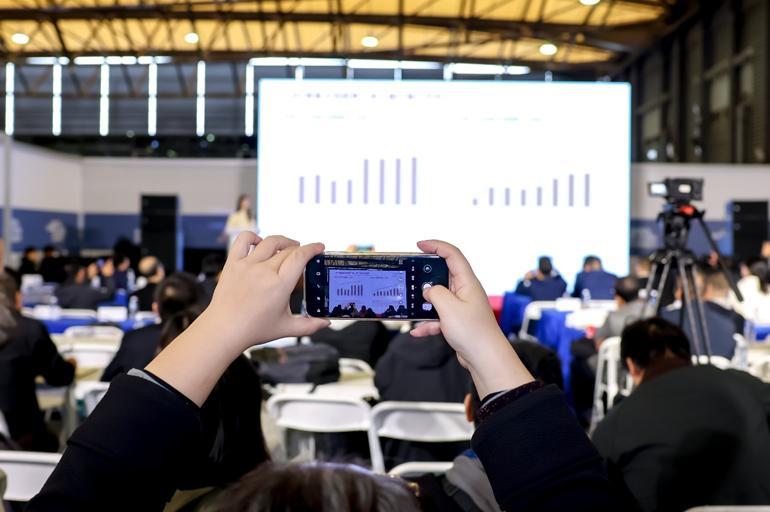 2025中國(guó)IC獨(dú)角獸論壇滬上啟幕，賦能半導(dǎo)體產(chǎn)業(yè)新未來(lái)