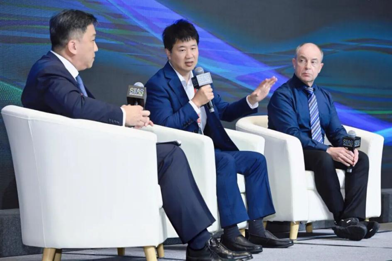 聚焦AI時(shí)代“芯”動(dòng)力，安謀科技亮相香港國際半導(dǎo)體峰會(huì)，與全球領(lǐng)袖同場論道