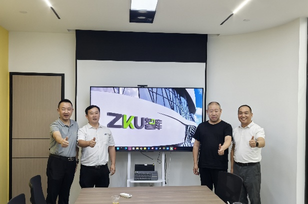 中國電子展組委會(huì)聯(lián)袂電子制造產(chǎn)業(yè)聯(lián)盟：四地探企，智啟新程